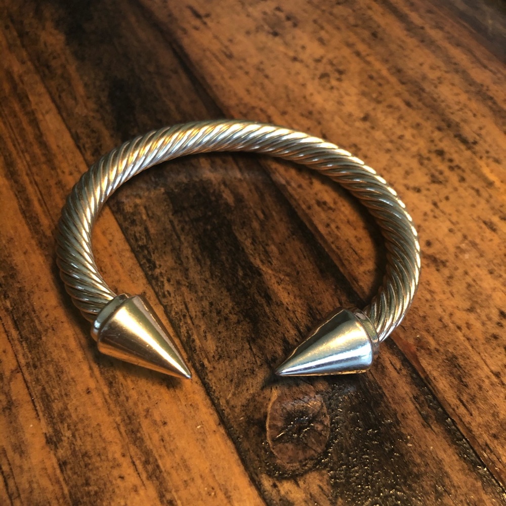 Gold bracelet